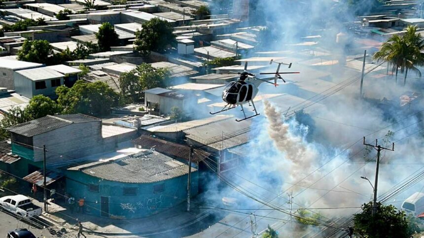 El Salvador Utiliza Fumigação Aérea para Combater o Dengue