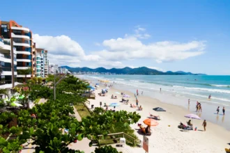 Meia Praia, em Itapema – Foto: Heitor Pergher