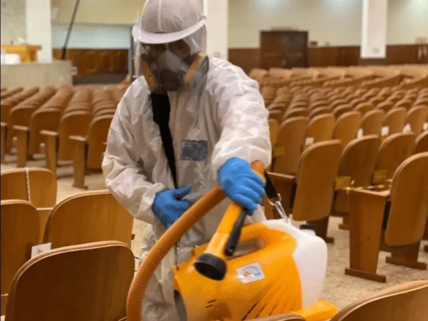 foto de divulgacao da larclean saude ambiental 1745530717646 v2 900x675 - Pragas e Eventos