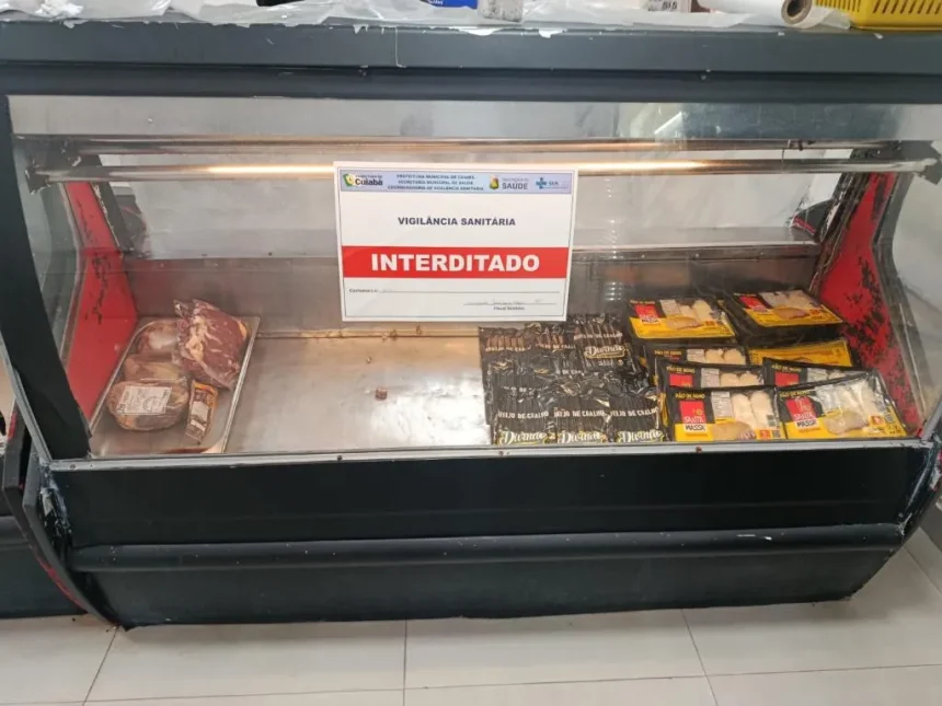 Policia Civil e Vigilancia Sanitaria interditam acougue 1 - Pragas e Eventos